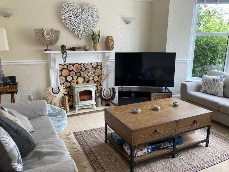 Gorgeous House In Newquay Walking Distance From Fistral Beach Exterior photo